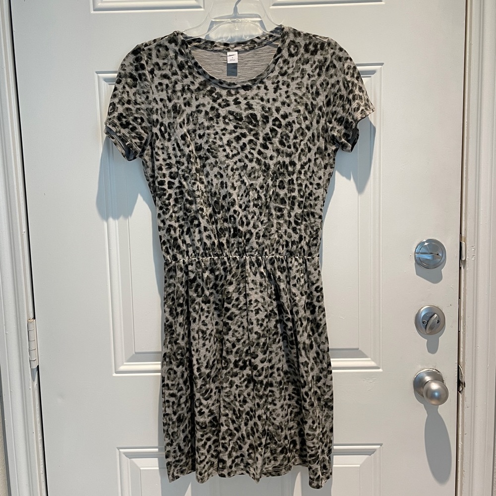 Old Navy Grey Black Leopard Print Cotton Short Sleeve T-Shirt Dress Size Small